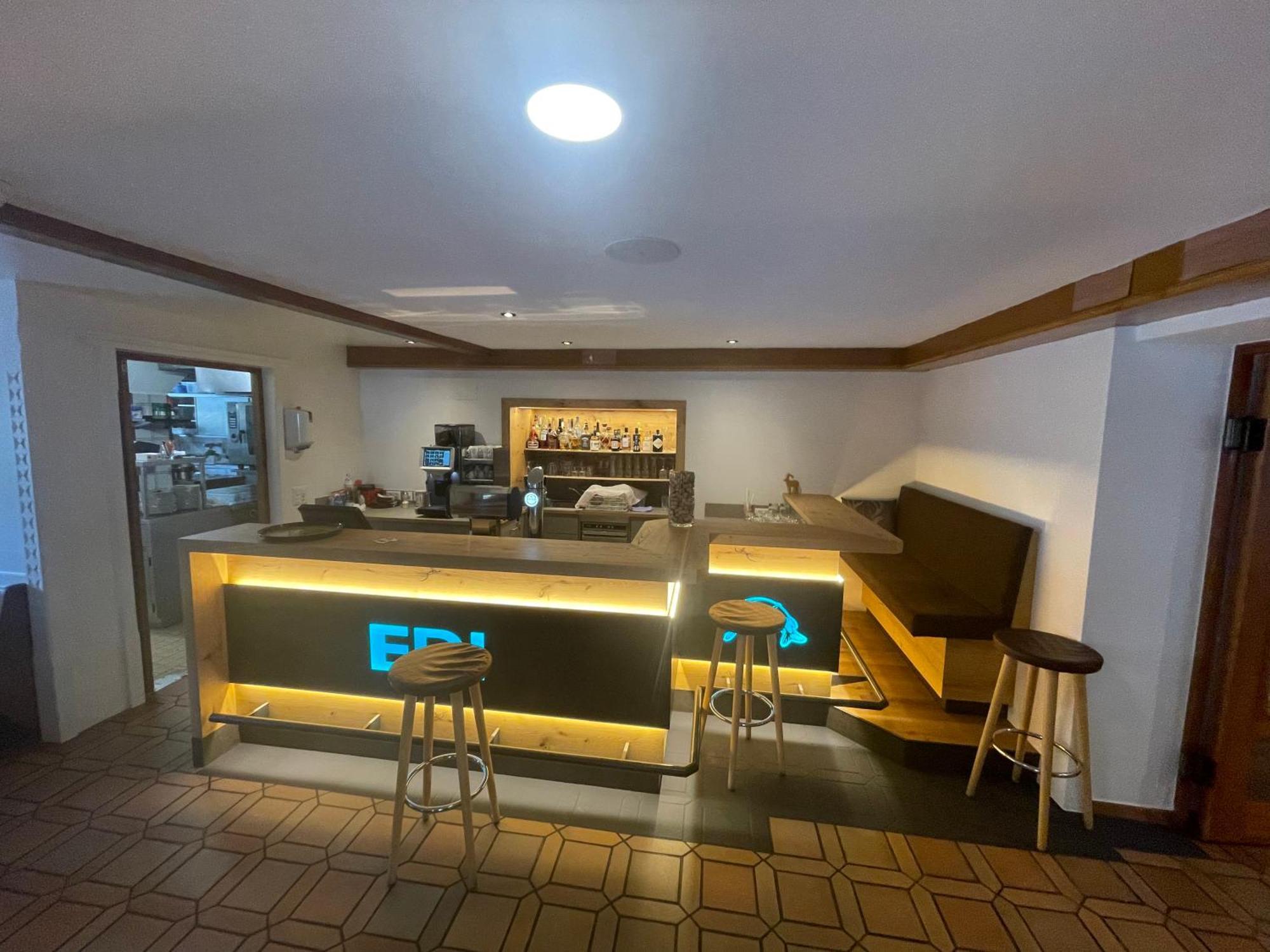 Hotel Edi Samnaun Exteriör bild
